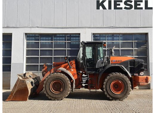 Hitachi ZW220-5